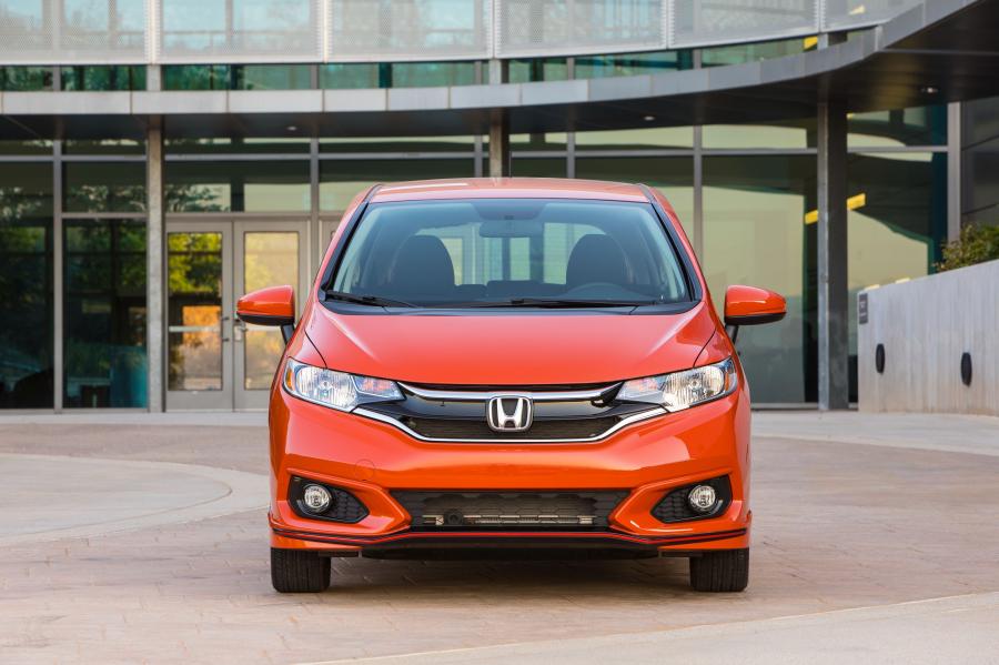  Honda Fit Sport 2017 года  (NA) (фото 20 из 71)